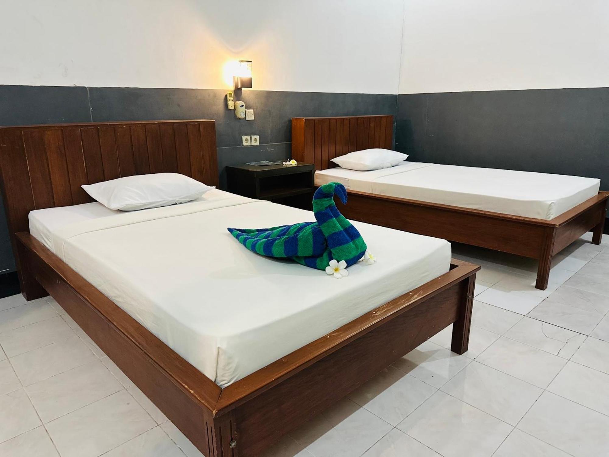 Creative Bungalow Beach Front Gili Trawangan Exterior foto